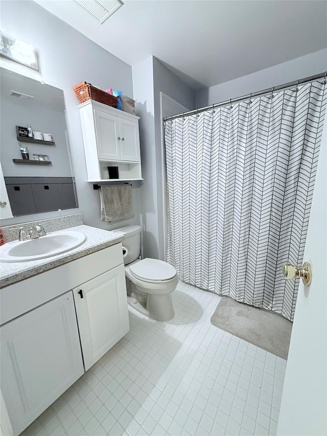 5 Petersen Ct Unit 5, West Babylon, NY 11704 - full bath with vanity, tile patterned flooring, and a shower with curtain
