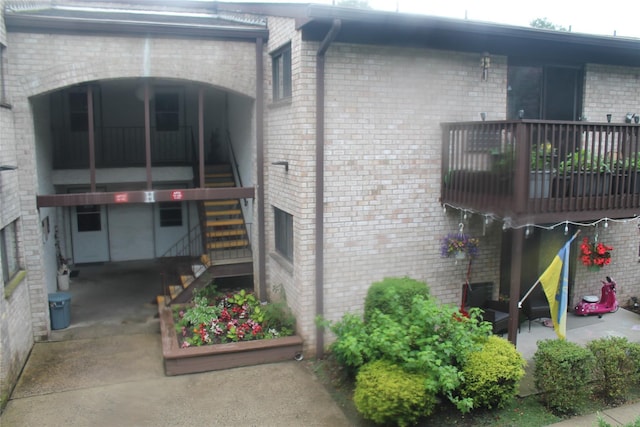 7 Secora Rd Unit H-16, Monsey, NY 10952 - view of building exterior featuring stairs