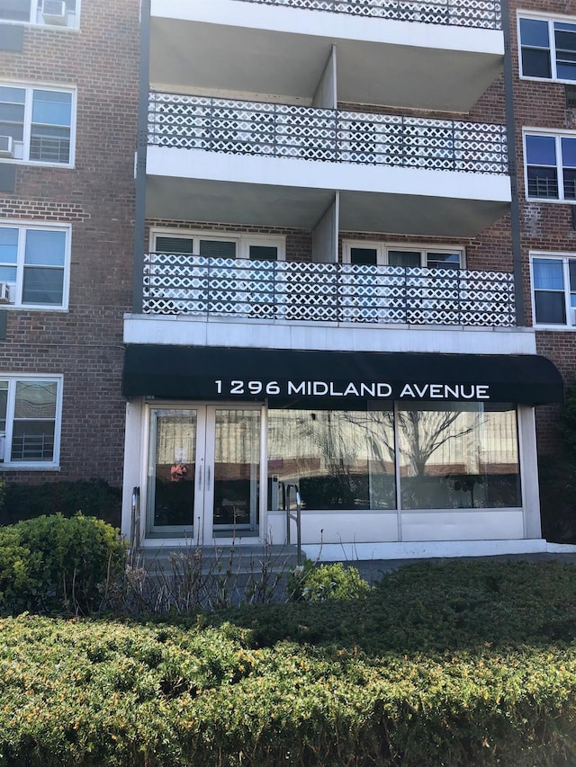 1296 Midland Ave Unit A3, Yonkers, NY 10704 - view of building exterior