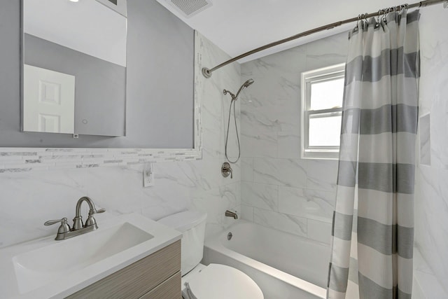 2524 Mickle Ave, Bronx, NY 10469 - full bath featuring shower / tub combo with curtain and vanity