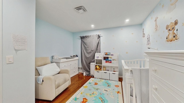 17 Arthur Pl, Yonkers, NY 10701 - bedroom featuring wood finished floors and recessed lighting