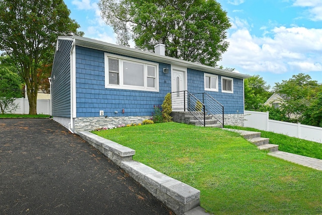 6 Young Ave, Glen Cove, NY 11542 - photo 1