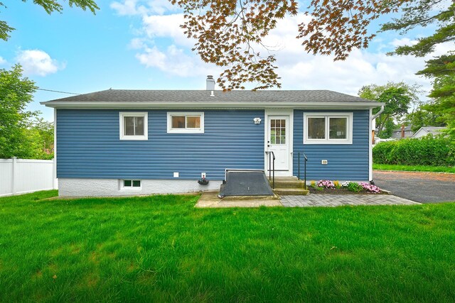 6 Young Ave, Glen Cove, NY 11542 - photo 20