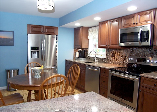 100 Brunswick Rd, Ronkonkoma, NY 11779 - photo 4