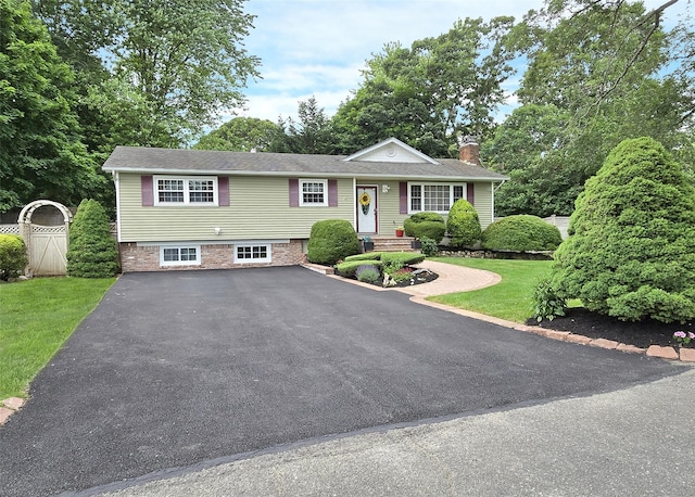 100 Brunswick Rd, Ronkonkoma, NY 11779 - photo 1
