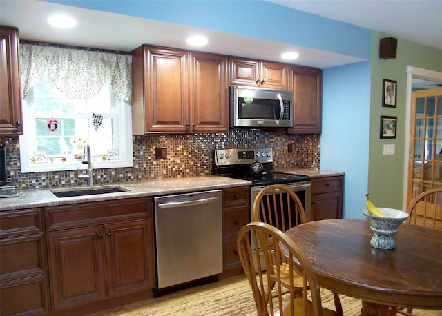 100 Brunswick Rd, Ronkonkoma, NY 11779 - photo 3