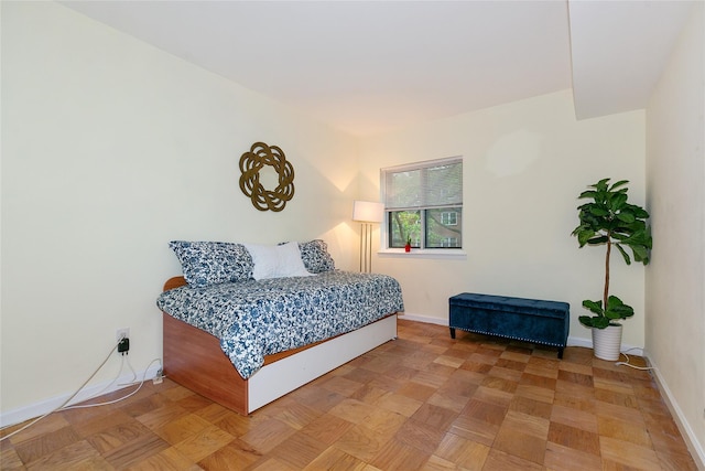 171 S Middle Neck Rd Unit 1F, Great Neck, NY 11021 - bedroom with baseboards