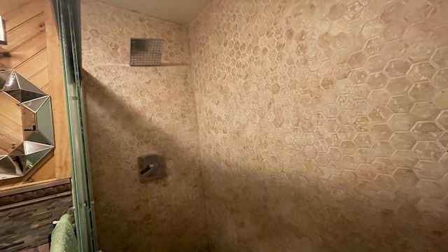 31 N Wayne Ave, West Haverstraw, NY 10993 - bathroom view of a shower