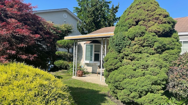 31 N Wayne Ave, West Haverstraw, NY 10993 - view of side of home