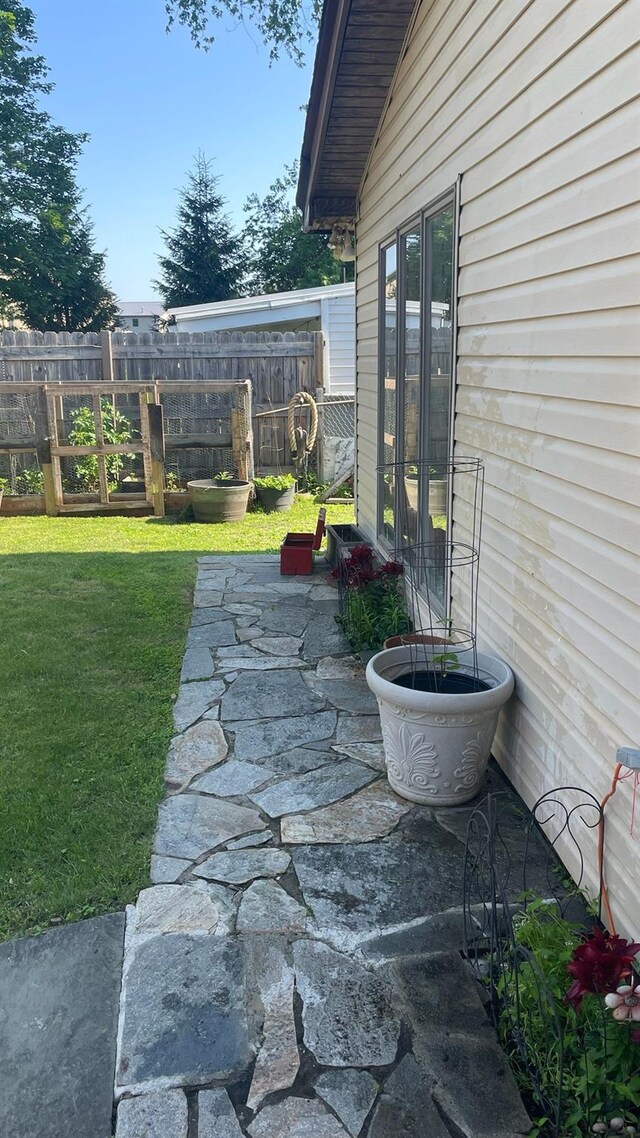 31 N Wayne Ave, West Haverstraw, NY 10993 - view of patio