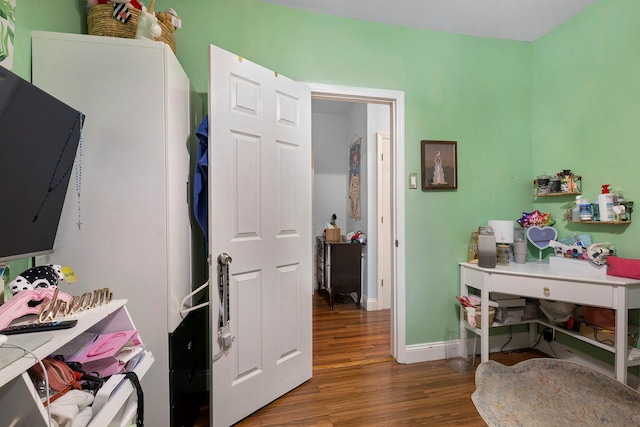 3046 Coddington Ave, Bronx, NY 10461 - office space with wood finished floors and baseboards