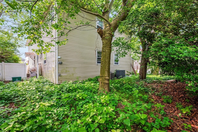 615 E Olive St, Long Beach, NY 11561 - view of side of home featuring a central air condition unit
