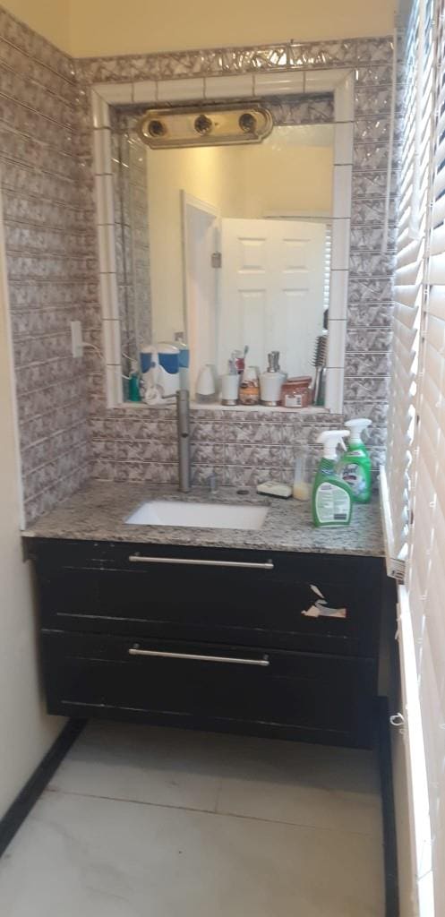 234 Liberty Rd, Nj, NJ 07666 - photo 22