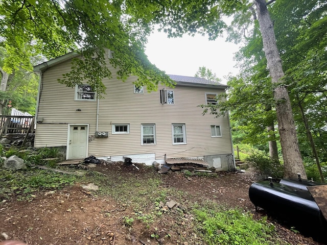 126 Tanglewylde Rd, Lake Peekskill, NY 10579 - rear view of house