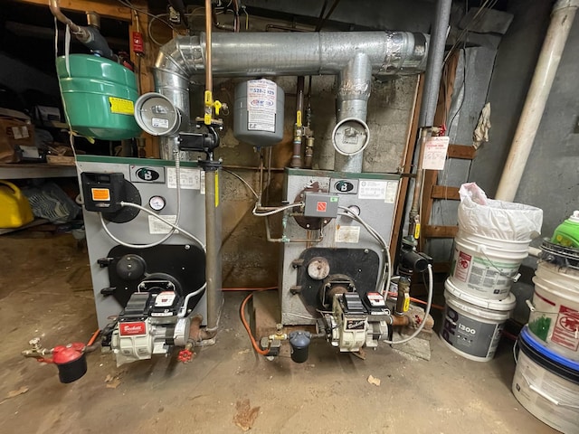 126 Tanglewylde Rd, Lake Peekskill, NY 10579 - utilities featuring a heating unit