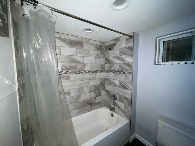 126 Tanglewylde Rd, Lake Peekskill, NY 10579 - bathroom featuring shower / bath combo and toilet