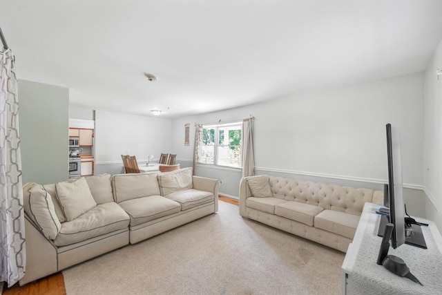 4 Cooks Ln, Westhampton, NY 11977 - view of living room