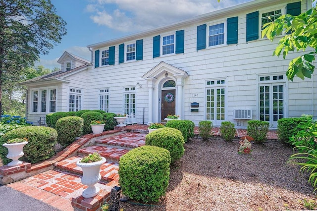 1146 N Ave, New Rochelle, NY 10804 - view of colonial inspired home