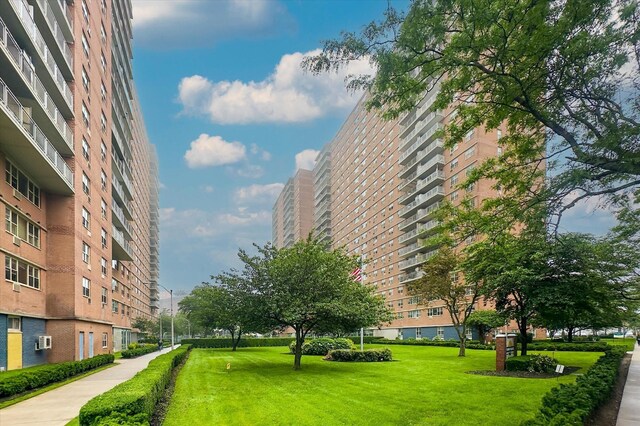2928 W 5th St Unit 10P, Brooklyn, NY 11224 - view of home's community with a yard