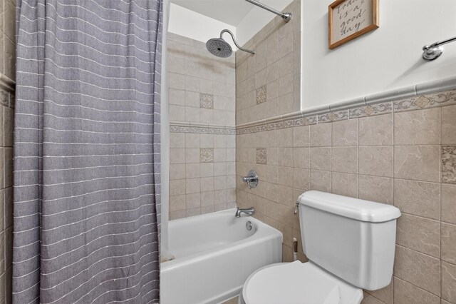 19 Ridgeview Ter, Goshen, NY 10924 - bathroom featuring shower / tub combo with curtain and tile walls