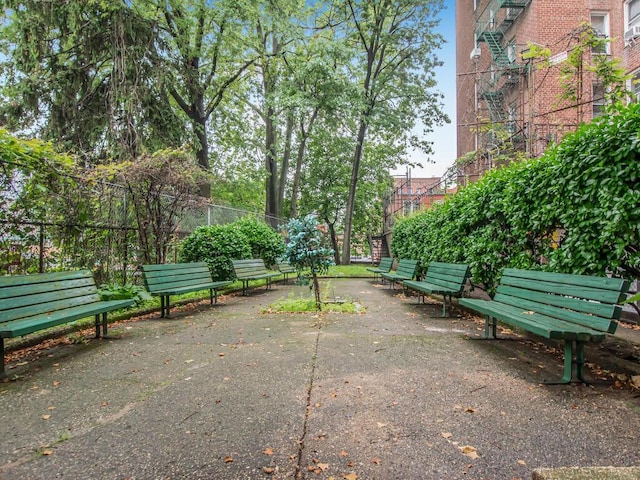 1425 Thieriot Ave Unit 2J, Bronx, NY 10460 - view of community