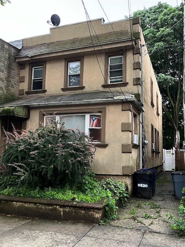 8530 101st St, Richmond Hill, NY 11418 - view of front of property featuring stucco siding