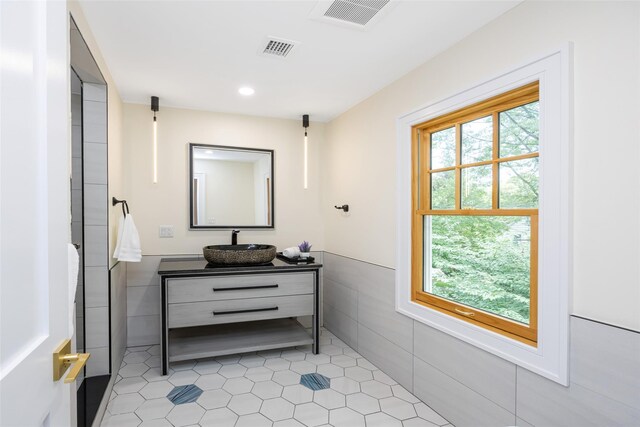 351 Hollywood Ave, Douglaston, NY 11363 - photo 29