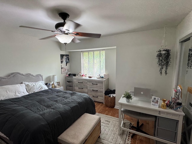 38 Offshore Dr, Mohegan Lake, NY 10547 - bedroom featuring light wood-style floors, ceiling fan, and a desk
