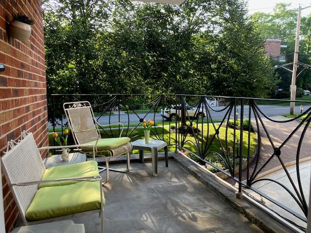 20 Chapel Pl Unit 1H, Great Neck, NY 11021 - view of balcony