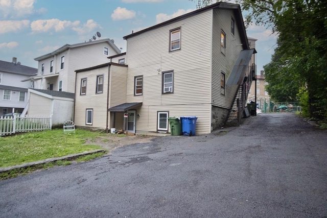 11 E Ave, Middletown, NY 10940 - rear view of house