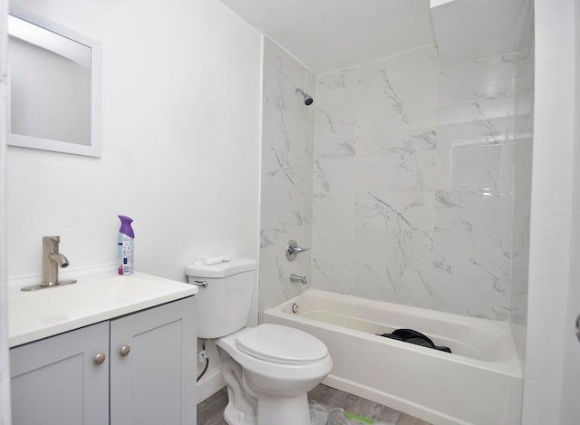 11 E Ave, Middletown, NY 10940 - bathroom with vanity, washtub / shower combination, and wood finished floors