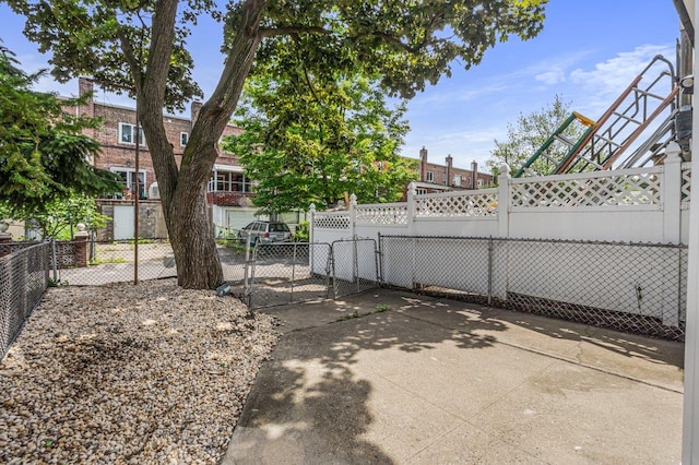 61-41 80th St, Middle Village, NY 11379 - photo 18