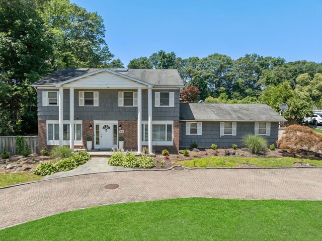9 Lucille Ln, Dix Hills, NY 11746 - photo 1