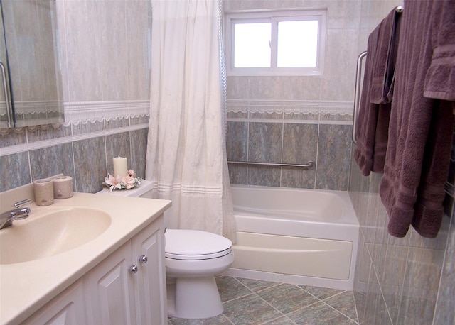 242 Wyandanch Rd, Sayville, NY 11782 - bathroom featuring vanity, shower / tub combo, and tile walls