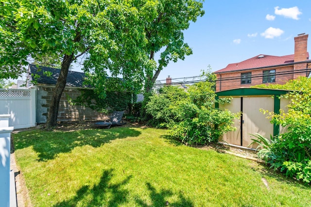46-27 195th St, Flushing, NY 11358 - view of yard with a shed