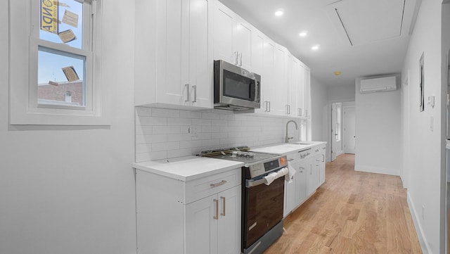 679 E 221st St, Bronx, NY 10467 - photo 9
