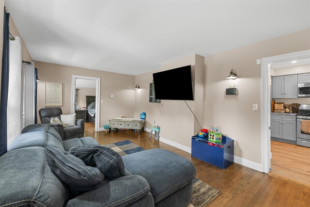 92 Railroad Ave, Montgomery, NY 12549 - photo 3