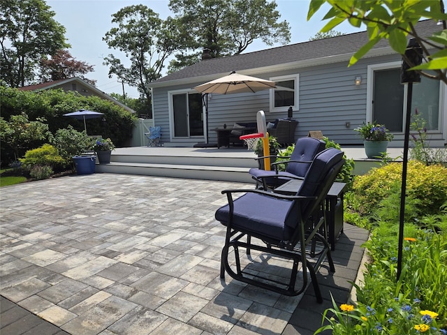 613 Blue Point Rd, Holtsville, NY 11742 - photo 21