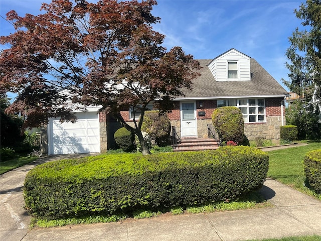92 Lawrence St, Farmingdale, NY 11735 - photo 1