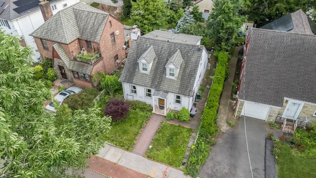 85-24 Eton St, Jamaica Estates, NY 11432 - photo 5