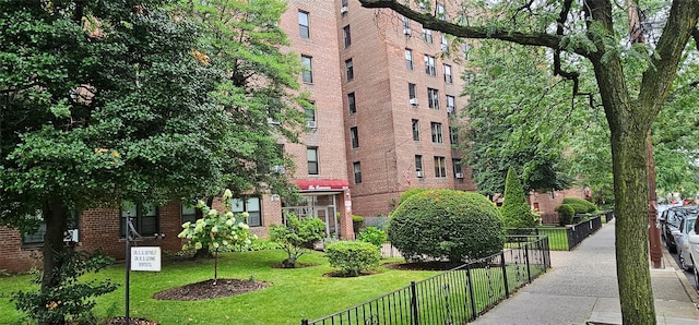 3344 Junction Blvd Unit 2X, Jackson Heights, NY 11372 - view of building exterior