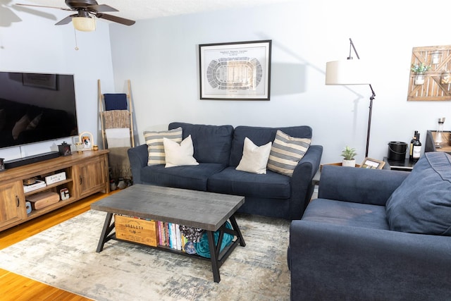 304 Fenimore Rd Unit 7A, Mamaroneck, NY 10543 - living area featuring light wood-style flooring and ceiling fan