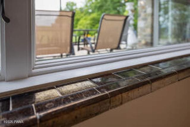 312 E Ann St, Milford, PA 18337 - detailed view