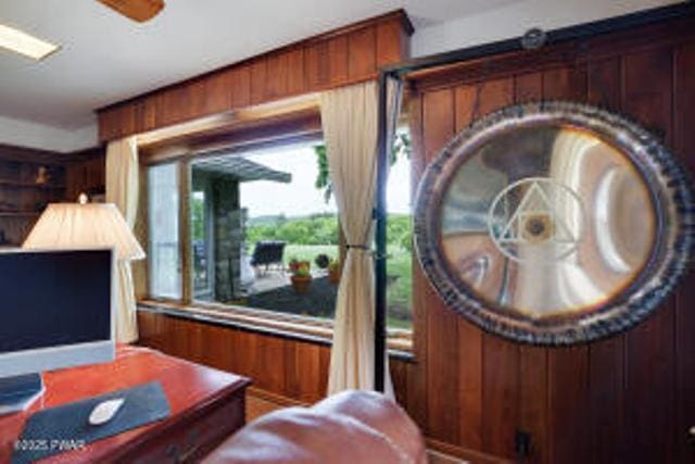 312 E Ann St, Milford, PA 18337 - detailed view of wood walls and a ceiling fan