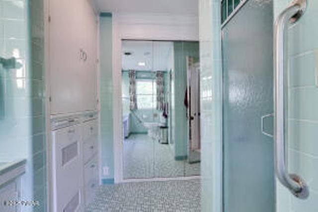 312 E Ann St, Milford, PA 18337 - view of hallway