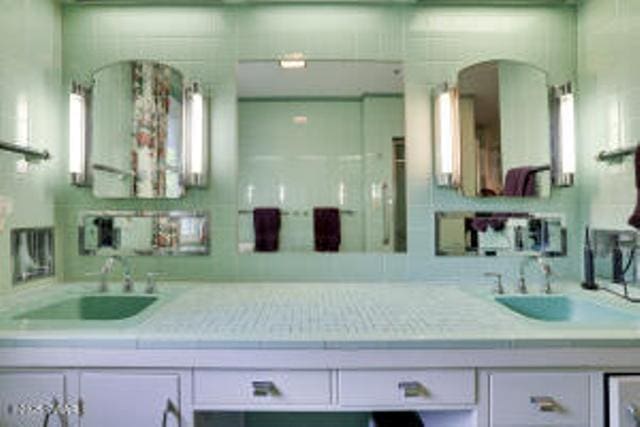 312 E Ann St, Milford, PA 18337 - bathroom with plenty of natural light