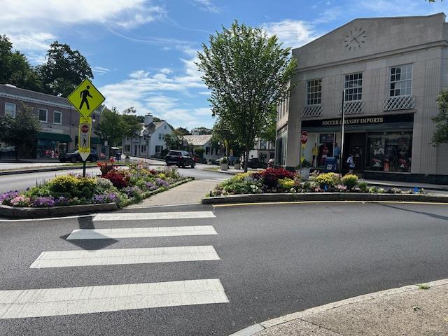 56 Pondfield Rd W Unit 4A, Bronxville, NY 10708 - view of asphalt street with traffic signs, curbs, and sidewalks