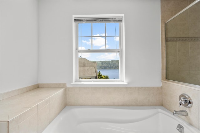 402 Waterview Dr, Poughkeepsie, NY 12601 - full bath featuring a bath