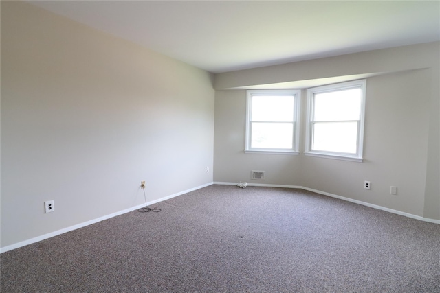 18 Hastings Ct Unit E, Yorktown Heights, NY 10598 - carpeted spare room with baseboards