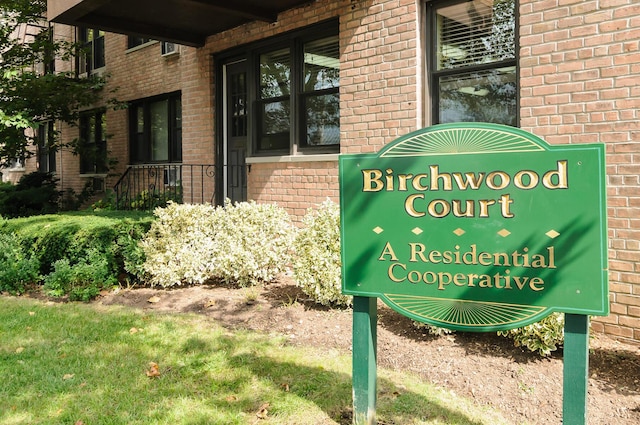 5 Birchwood Ct Unit 4N, Mineola, NY 11501 - exterior view of brick siding